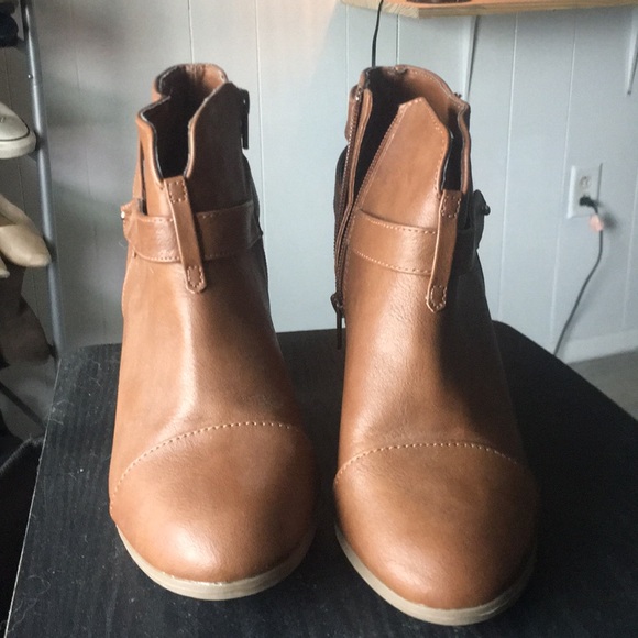 Booties - Picture 2 of 5